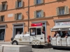 Bologna, Italië, 2026. Wit toeristentreintje.